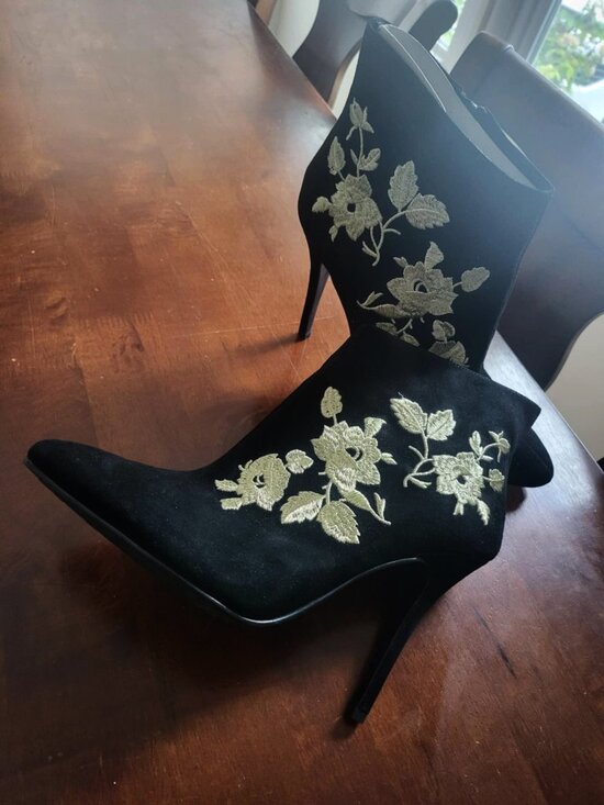 J. Renee Women's Nall Boot 9.5 B(M) US Black-Gold-Suede - Picture 1 of 3